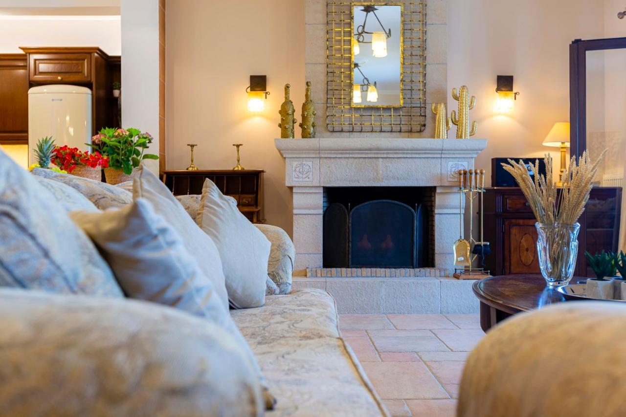 קאסיופי Solaris Methea- Luxury Central Villa By The Castle מראה חיצוני תמונה