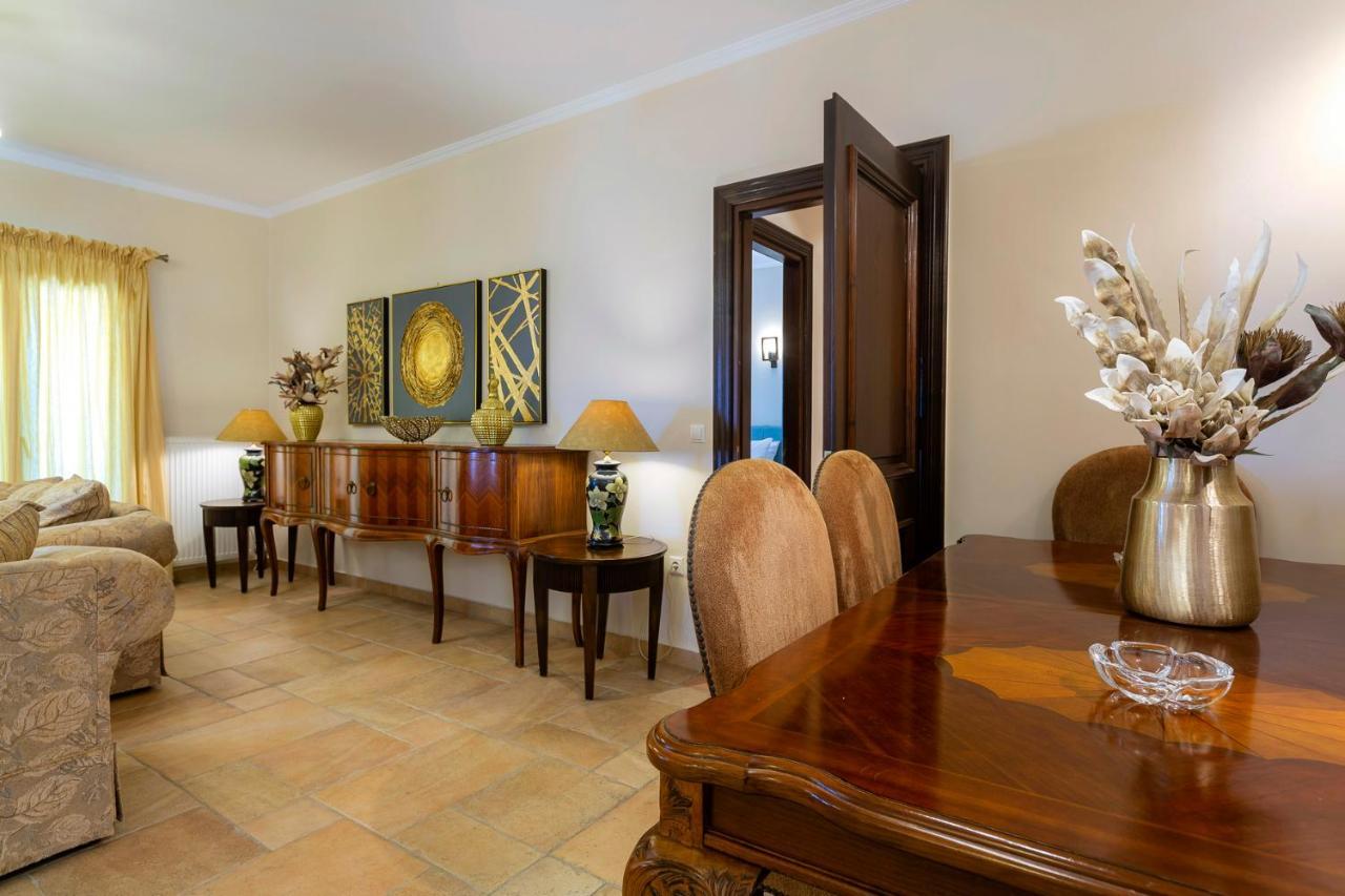 קאסיופי Solaris Methea- Luxury Central Villa By The Castle מראה חיצוני תמונה