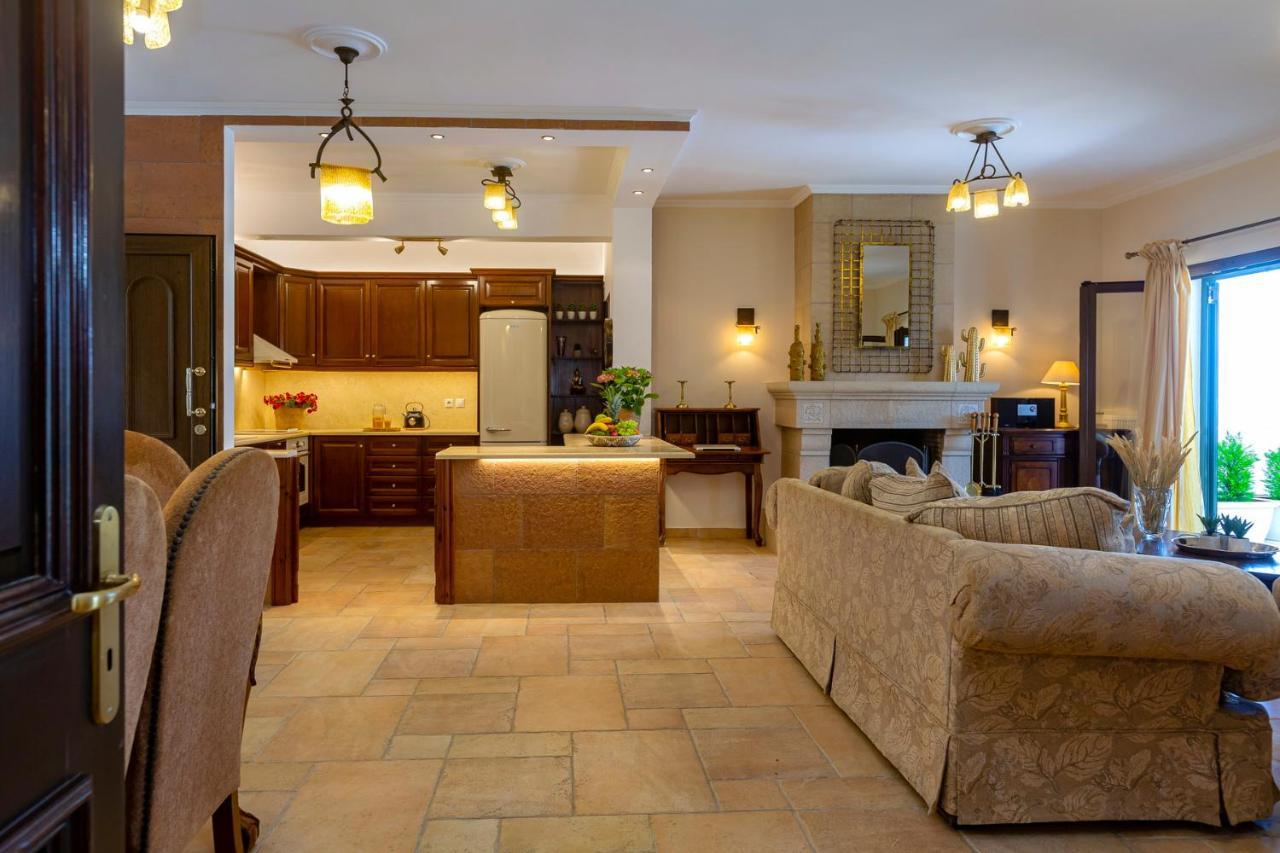 קאסיופי Solaris Methea- Luxury Central Villa By The Castle מראה חיצוני תמונה