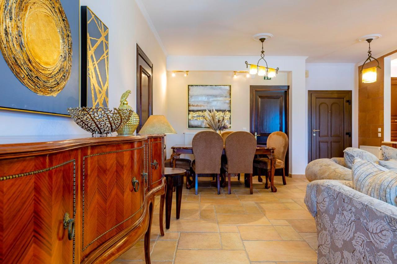 קאסיופי Solaris Methea- Luxury Central Villa By The Castle מראה חיצוני תמונה