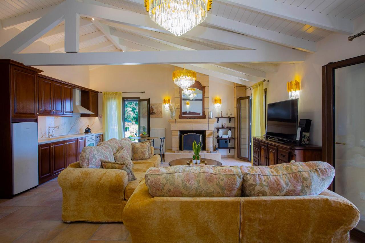קאסיופי Solaris Methea- Luxury Central Villa By The Castle מראה חיצוני תמונה